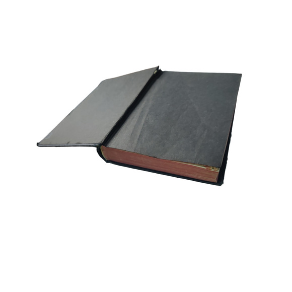 Bundle of Vintage Holy Bibles - Picture 3 of 7